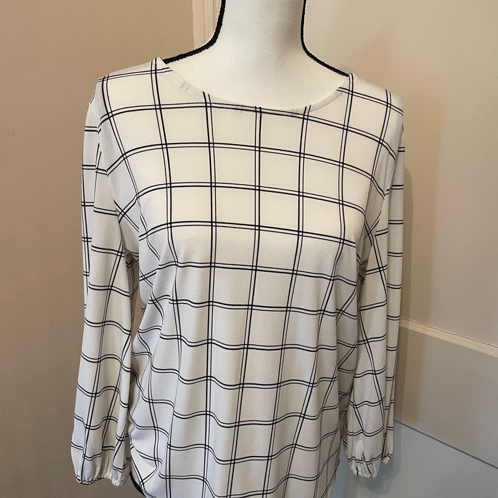 Adrianna Papell White Boxy Blouse with Black Grid Pattern